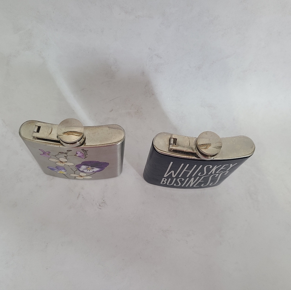 Flasks - Set Of Two - Picture 4 of 5